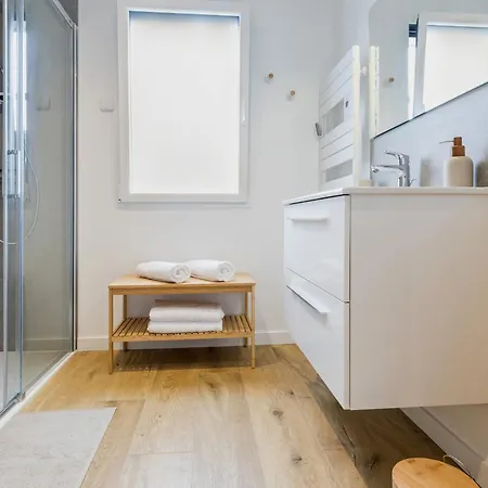 別荘 D'exception Avec Piscine, Et Salle De Cinema A 50m De La Plage, Capacite 14 Pers. - Fr-1-306-1275