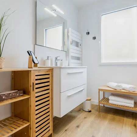 別荘 D'exception Avec Piscine, Et Salle De Cinema A 50m De La Plage, Capacite 14 Pers. - Fr-1-306-1275