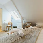 D'exception Avec Piscine, Et Salle De Cinema A 50m De La Plage, Capacite 14 Pers. - Fr-1-306-1275