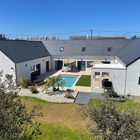 D'exception Avec Piscine, Et Salle De Cinéma à 50m De La Plage, Capacité 14 Pers. - Fr-1-306-1275