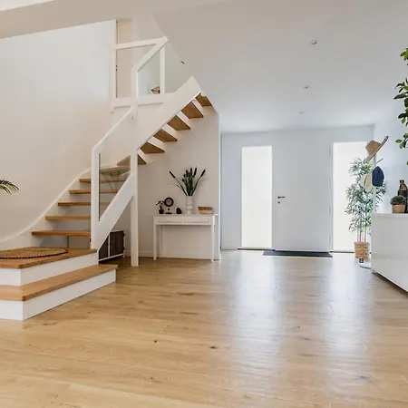 D'exception Avec Piscine, Et Salle De Cinéma à 50m De La Plage, Capacité 14 Pers. - Fr-1-306-1275 *