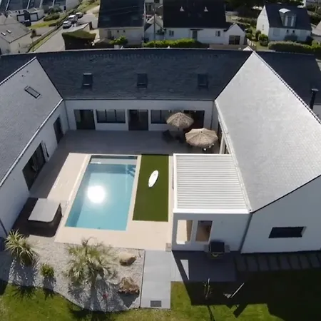 D'exception Avec Piscine, Et Salle De Cinéma à 50m De La Plage, Capacité 14 Pers. - Fr-1-306-1275